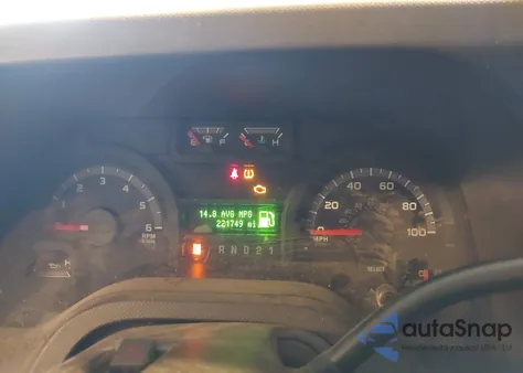 2014 Ford E-350 Super Duty Xlt from USA, damaged, VIN 1FBSS3BL8EDB04056